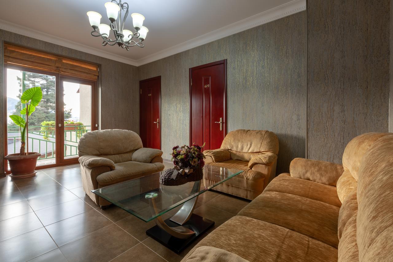 Penthouse Hotel Tbilisi Eksteriør bilde