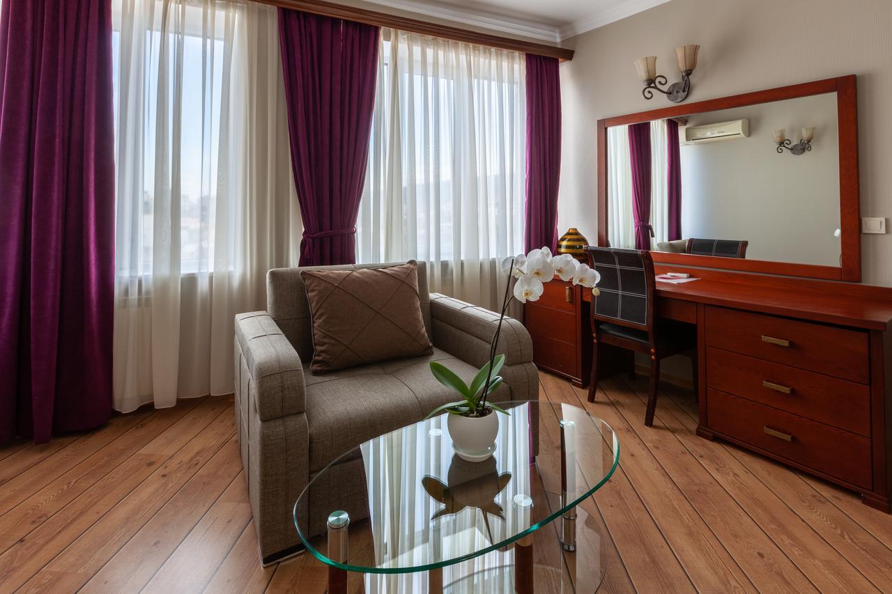 Penthouse Hotel Tbilisi Eksteriør bilde
