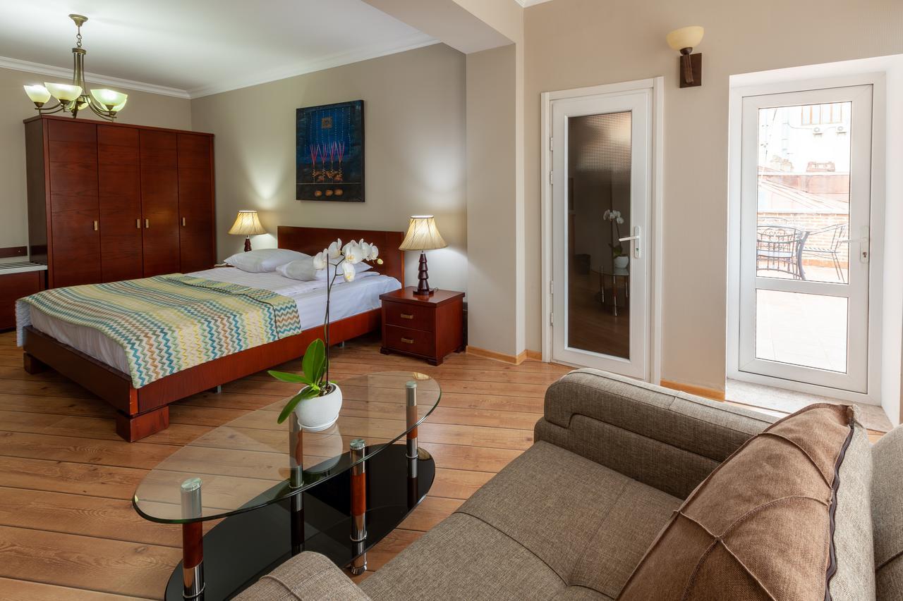 Penthouse Hotel Tbilisi Eksteriør bilde